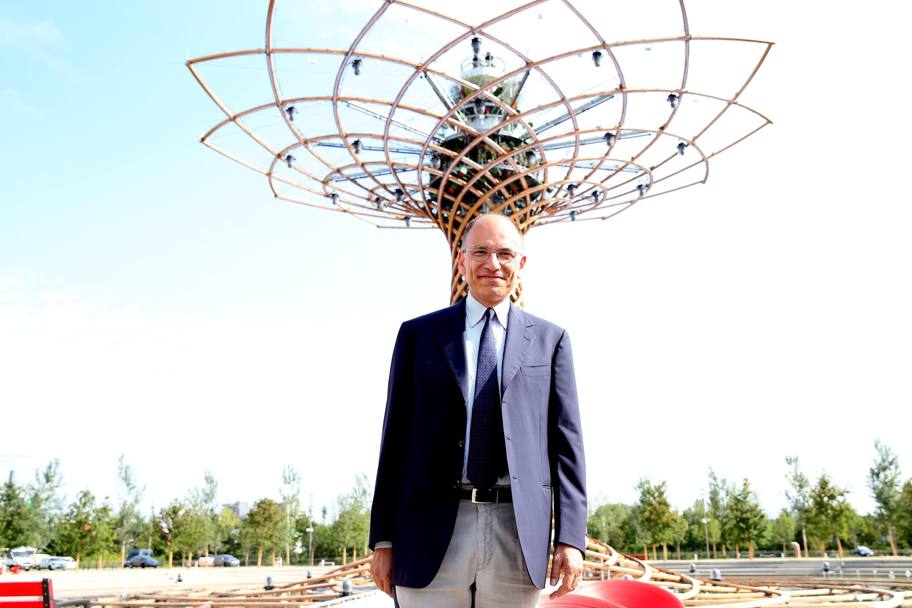 L&#39;ex presidente del Consiglio, Enrico Letta, a Expo 2015 per una lezione che ha tenuto ad alcuni studenti dell&#39;Universit di Shanghai. (Ansa)